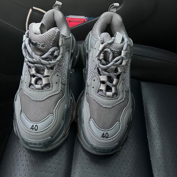 Balenciaga sneakers - Picture 1 of 4